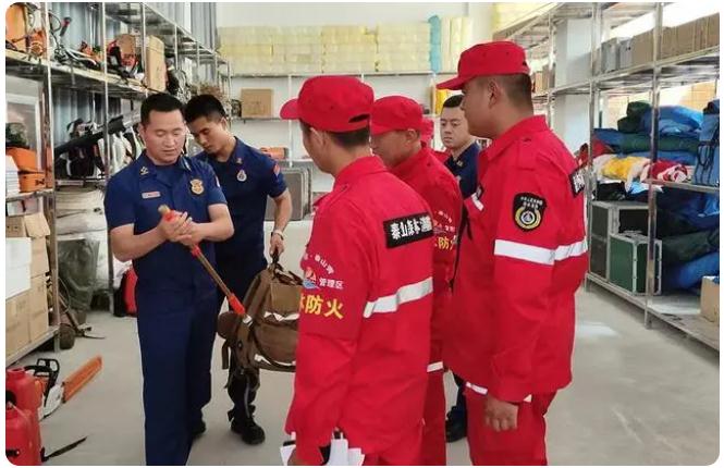 森林防火中隊(duì)與消防支隊(duì)開(kāi)展學(xué)習(xí)交流活動(dòng)