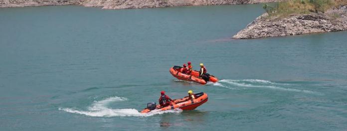 “汛”練進(jìn)行時(shí)，特勤大隊(duì)扎實(shí)開展水域救援專項(xiàng)訓(xùn)練